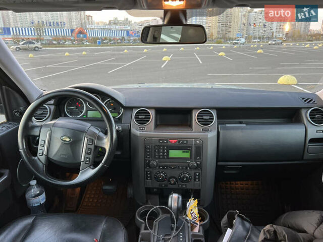 Серый Ленд Ровер Дискавери, объемом двигателя 2.72 л и пробегом 361 тыс. км за 12000 $, фото 7 на Automoto.ua