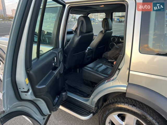 Серый Ленд Ровер Дискавери, объемом двигателя 2.72 л и пробегом 361 тыс. км за 12000 $, фото 18 на Automoto.ua