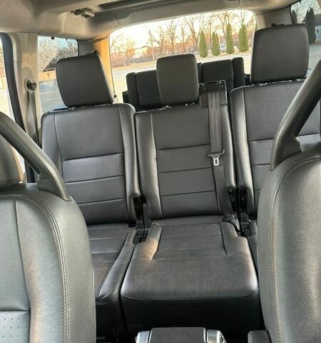 Серый Ленд Ровер Дискавери, объемом двигателя 2.72 л и пробегом 276 тыс. км за 9999 $, фото 3 на Automoto.ua