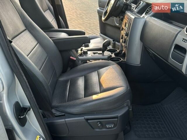 Серый Ленд Ровер Дискавери, объемом двигателя 2.72 л и пробегом 272 тыс. км за 8900 $, фото 28 на Automoto.ua