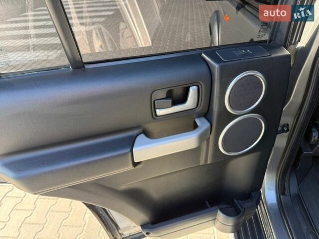 Серый Ленд Ровер Дискавери, объемом двигателя 2.7 л и пробегом 251 тыс. км за 11800 $, фото 17 на Automoto.ua