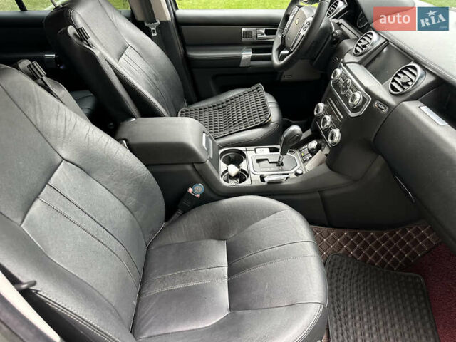 Серый Ленд Ровер Дискавери, объемом двигателя 2.99 л и пробегом 254 тыс. км за 17900 $, фото 48 на Automoto.ua