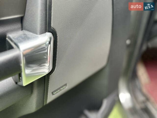 Серый Ленд Ровер Дискавери, объемом двигателя 2.99 л и пробегом 254 тыс. км за 14900 $, фото 29 на Automoto.ua