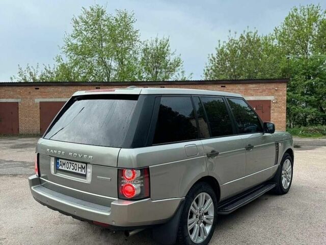Сірий Ленд Ровер Діскавері, об'ємом двигуна 5 л та пробігом 300 тис. км за 12000 $, фото 16 на Automoto.ua