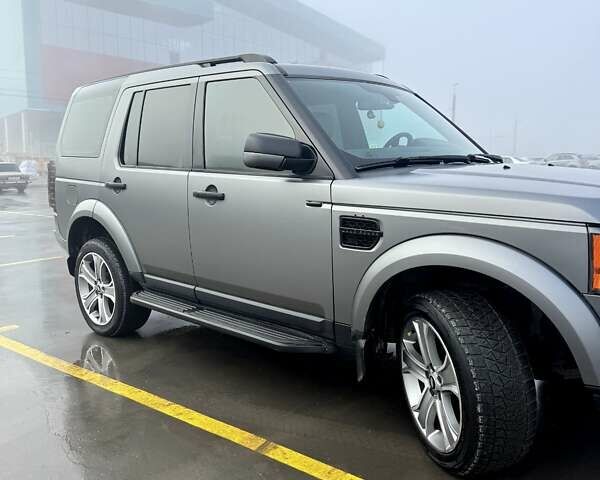 Серый Ленд Ровер Дискавери, объемом двигателя 2.99 л и пробегом 225 тыс. км за 16950 $, фото 3 на Automoto.ua