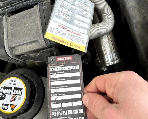 Серый Ленд Ровер Дискавери, объемом двигателя 2.99 л и пробегом 225 тыс. км за 16950 $, фото 38 на Automoto.ua