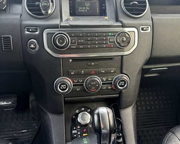 Серый Ленд Ровер Дискавери, объемом двигателя 2.99 л и пробегом 225 тыс. км за 16950 $, фото 19 на Automoto.ua