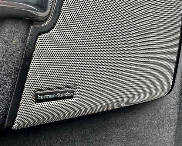 Серый Ленд Ровер Дискавери, объемом двигателя 2.99 л и пробегом 225 тыс. км за 16950 $, фото 14 на Automoto.ua