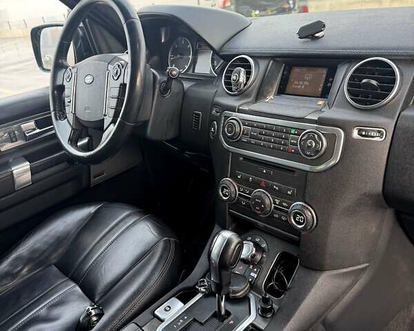 Серый Ленд Ровер Дискавери, объемом двигателя 2.99 л и пробегом 225 тыс. км за 16950 $, фото 16 на Automoto.ua