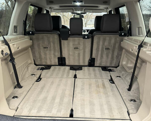 Серый Ленд Ровер Дискавери, объемом двигателя 3 л и пробегом 186 тыс. км за 19000 $, фото 8 на Automoto.ua