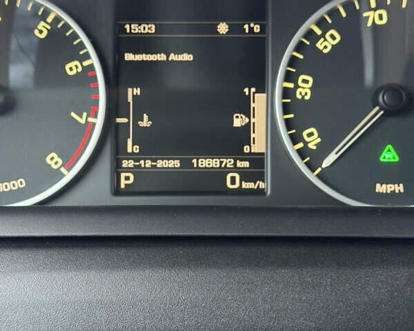 Серый Ленд Ровер Дискавери, объемом двигателя 3 л и пробегом 186 тыс. км за 19000 $, фото 16 на Automoto.ua