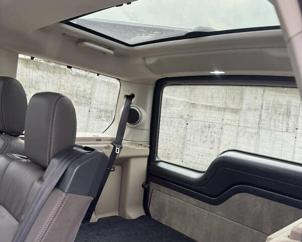 Серый Ленд Ровер Дискавери, объемом двигателя 3 л и пробегом 186 тыс. км за 19000 $, фото 32 на Automoto.ua