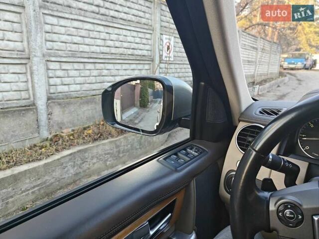 Сірий Ленд Ровер Діскавері, об'ємом двигуна 2.99 л та пробігом 177 тис. км за 26500 $, фото 15 на Automoto.ua