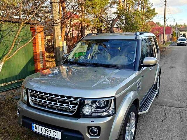 Серый Ленд Ровер Дискавери, объемом двигателя 3 л и пробегом 17700 тыс. км за 24500 $, фото 2 на Automoto.ua