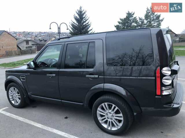 Серый Ленд Ровер Дискавери, объемом двигателя 2.99 л и пробегом 252 тыс. км за 25525 $, фото 4 на Automoto.ua