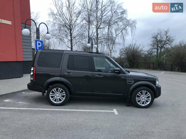 Серый Ленд Ровер Дискавери, объемом двигателя 2.99 л и пробегом 252 тыс. км за 25525 $, фото 1 на Automoto.ua