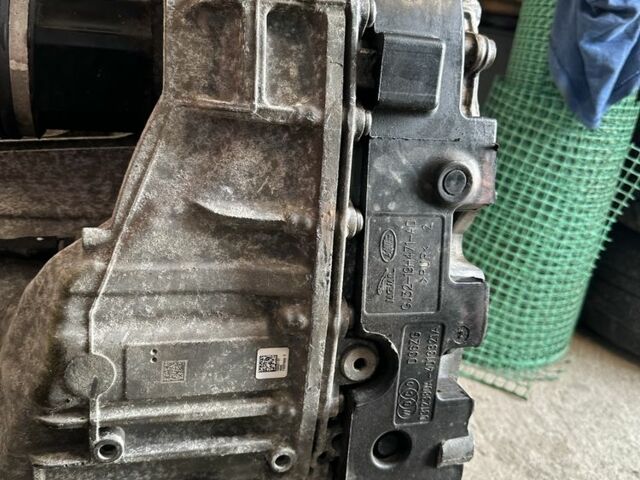 Сірий Ленд Ровер Діскавері, об'ємом двигуна 2 л та пробігом 99 тис. км за 1800 $, фото 3 на Automoto.ua