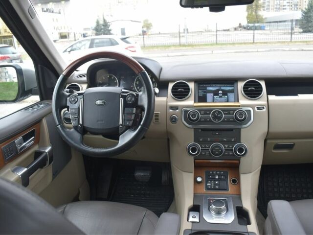 Серый Ленд Ровер Дискавери, объемом двигателя 3 л и пробегом 123 тыс. км за 19900 $, фото 5 на Automoto.ua