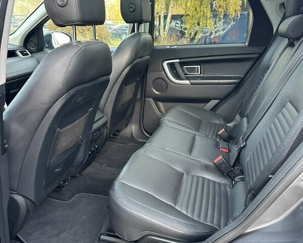 Сірий Ленд Ровер Діскавері, об'ємом двигуна 2 л та пробігом 157 тис. км за 16800 $, фото 9 на Automoto.ua