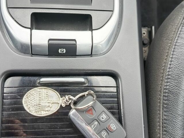 Серый Ленд Ровер Дискавери, объемом двигателя 2 л и пробегом 220 тыс. км за 16900 $, фото 23 на Automoto.ua