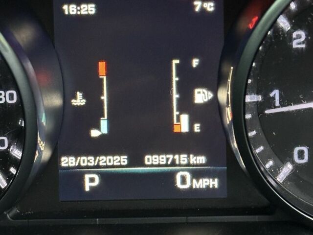 Сірий Ленд Ровер Діскавері, об'ємом двигуна 2 л та пробігом 99 тис. км за 1800 $, фото 5 на Automoto.ua