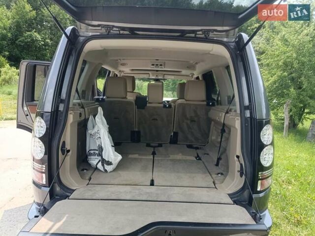 Ленд Ровер Дискавери 2016 в Киеве на Automoto.ua Серый Ленд Ровер Дискавери, объемом двигателя 3 л и пробегом 109 тыс. км за 24800 $, фото 5 на Automoto.ua