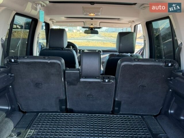 Сірий Ленд Ровер Діскавері, об'ємом двигуна 3 л та пробігом 275 тис. км за 25500 $, фото 10 на Automoto.ua