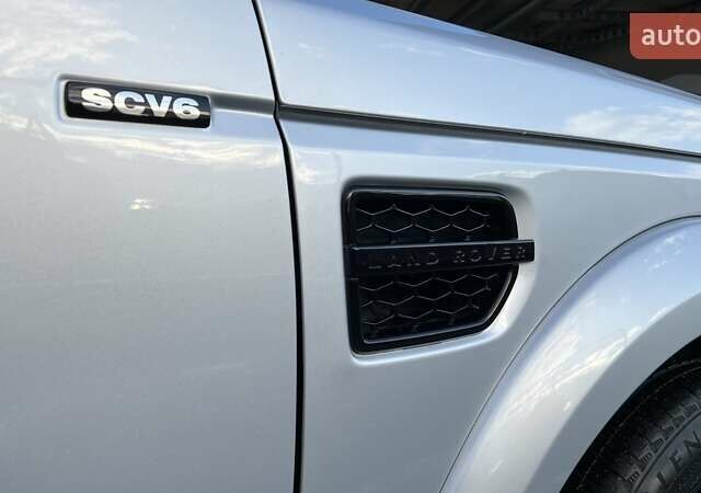 Ленд Ровер Дискавери 2016 в Киеве на Automoto.ua Серый Ленд Ровер Дискавери, объемом двигателя 3 л и пробегом 144 тыс. км за 23500 $, фото 22 на Automoto.ua