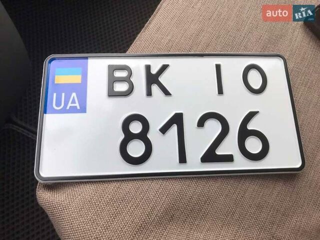 Ленд Ровер Дискавери 2016 в Костополе на Automoto.ua Серый Ленд Ровер Дискавери, объемом двигателя 3 л и пробегом 212 тыс. км за 23800 $, фото 23 на Automoto.ua