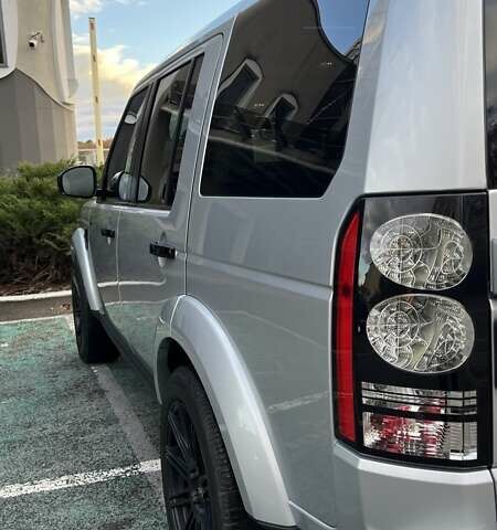 Ленд Ровер Дискавери 2016 в Киеве на Automoto.ua Серый Ленд Ровер Дискавери, объемом двигателя 3 л и пробегом 144 тыс. км за 23500 $, фото 26 на Automoto.ua