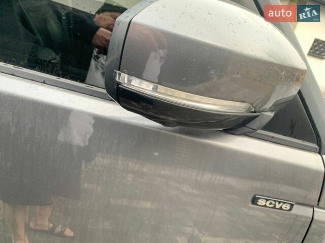 Сірий Ленд Ровер Діскавері, об'ємом двигуна 3 л та пробігом 184 тис. км за 17900 $, фото 20 на Automoto.ua