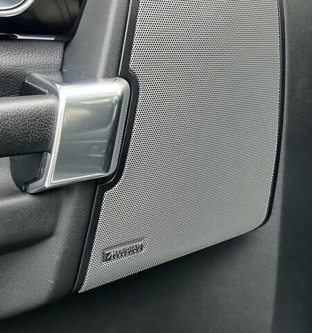 Ленд Ровер Дискавери 2016 в Киеве на Automoto.ua Серый Ленд Ровер Дискавери, объемом двигателя 3 л и пробегом 144 тыс. км за 23500 $, фото 45 на Automoto.ua