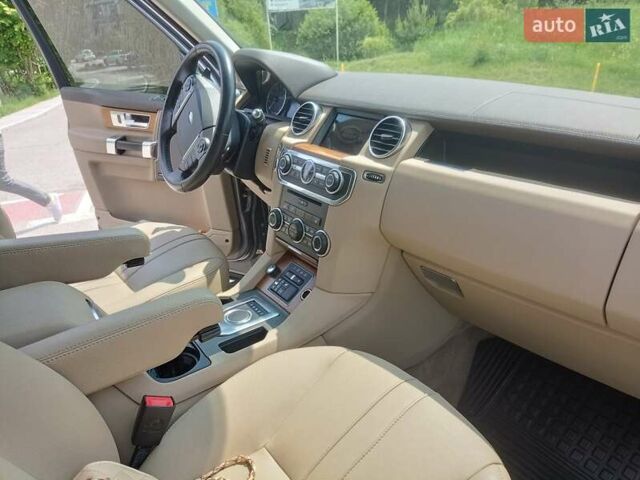 Ленд Ровер Дискавери 2016 в Киеве на Automoto.ua Серый Ленд Ровер Дискавери, объемом двигателя 3 л и пробегом 109 тыс. км за 24800 $, фото 20 на Automoto.ua