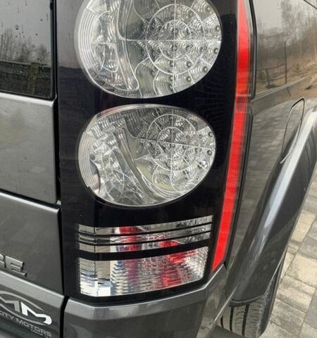 Сірий Ленд Ровер Діскавері, об'ємом двигуна 3 л та пробігом 184 тис. км за 17900 $, фото 18 на Automoto.ua