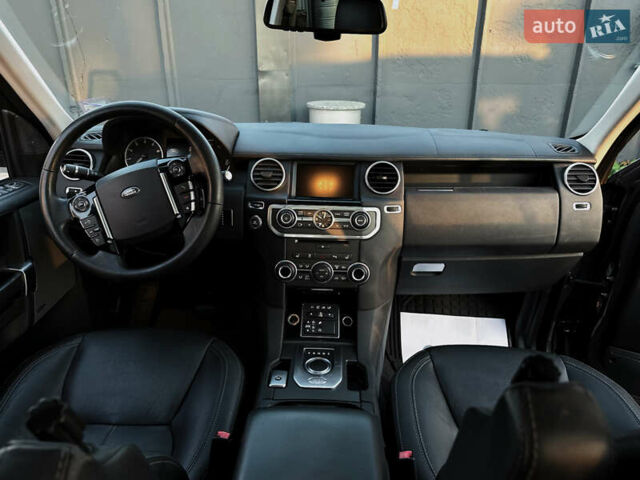 Ленд Ровер Дискавери 2016 в Костополе на Automoto.ua Серый Ленд Ровер Дискавери, объемом двигателя 3 л и пробегом 212 тыс. км за 23800 $, фото 20 на Automoto.ua