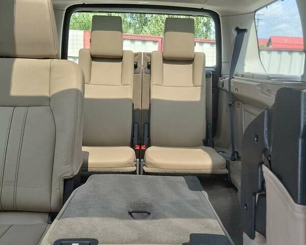 Ленд Ровер Дискавери 2016 в Киеве на Automoto.ua Серый Ленд Ровер Дискавери, объемом двигателя 3 л и пробегом 109 тыс. км за 24800 $, фото 10 на Automoto.ua