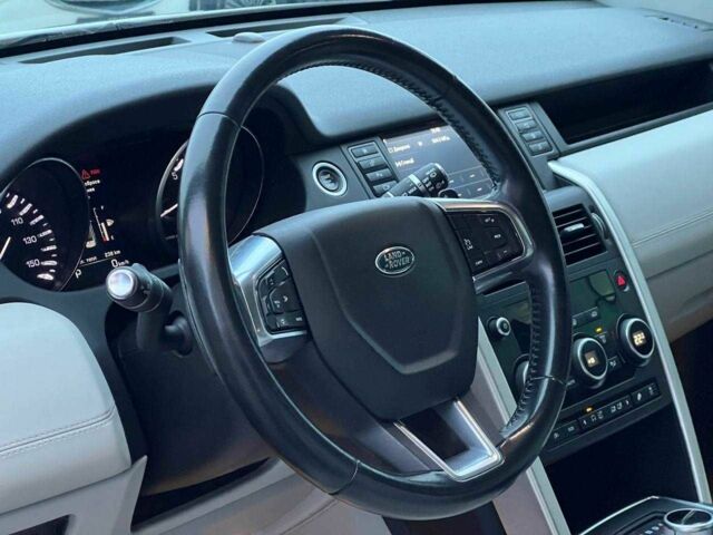 Сірий Ленд Ровер Діскавері, об'ємом двигуна 2 л та пробігом 143 тис. км за 15990 $, фото 10 на Automoto.ua