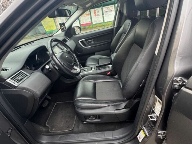 Серый Ленд Ровер Дискавери, объемом двигателя 2 л и пробегом 178 тыс. км за 15150 $, фото 16 на Automoto.ua