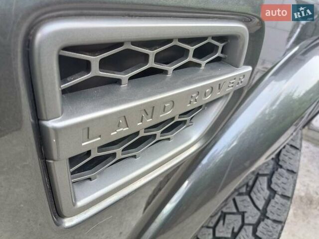 Ленд Ровер Дискавери 2016 в Киеве на Automoto.ua Серый Ленд Ровер Дискавери, объемом двигателя 3 л и пробегом 109 тыс. км за 24800 $, фото 15 на Automoto.ua