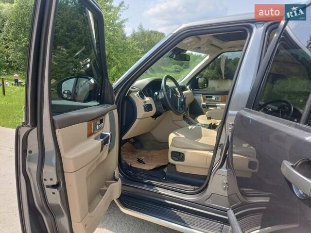 Ленд Ровер Дискавери 2016 в Киеве на Automoto.ua Серый Ленд Ровер Дискавери, объемом двигателя 3 л и пробегом 109 тыс. км за 24800 $, фото 22 на Automoto.ua