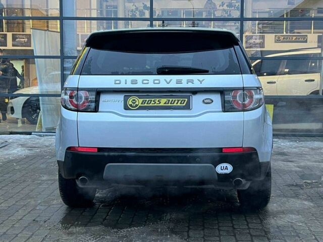 Сірий Ленд Ровер Діскавері, об'ємом двигуна 2 л та пробігом 143 тис. км за 16490 $, фото 5 на Automoto.ua