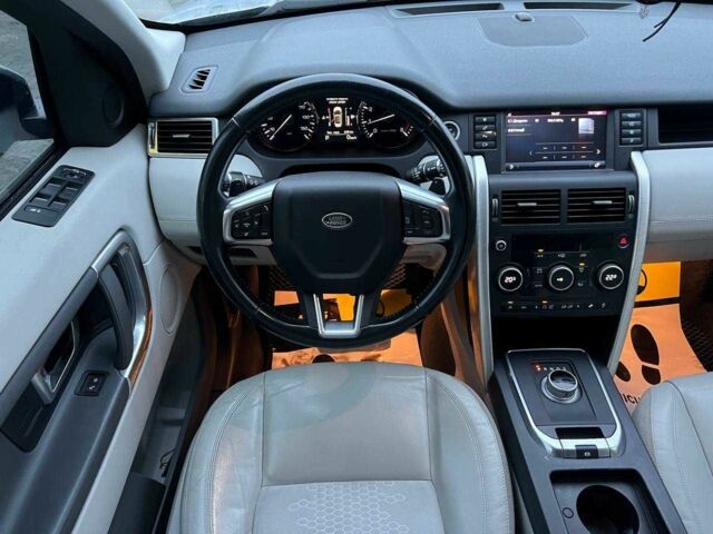 Сірий Ленд Ровер Діскавері, об'ємом двигуна 2 л та пробігом 143 тис. км за 16490 $, фото 11 на Automoto.ua