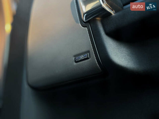 Ленд Ровер Дискавери 2016 в Костополе на Automoto.ua Серый Ленд Ровер Дискавери, объемом двигателя 3 л и пробегом 212 тыс. км за 23800 $, фото 21 на Automoto.ua