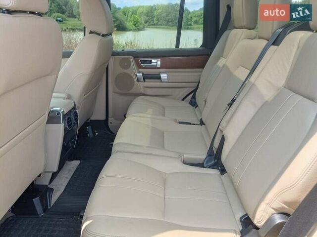 Ленд Ровер Дискавери 2016 в Киеве на Automoto.ua Серый Ленд Ровер Дискавери, объемом двигателя 3 л и пробегом 109 тыс. км за 24800 $, фото 24 на Automoto.ua