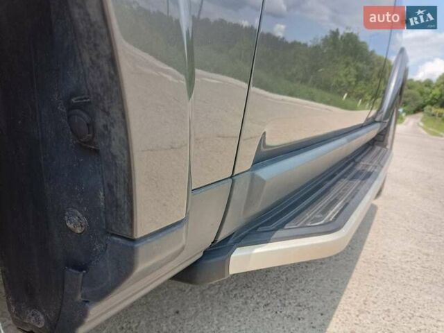 Ленд Ровер Дискавери 2016 в Киеве на Automoto.ua Серый Ленд Ровер Дискавери, объемом двигателя 3 л и пробегом 109 тыс. км за 24800 $, фото 18 на Automoto.ua