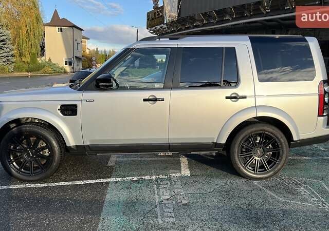 Ленд Ровер Дискавери 2016 в Киеве на Automoto.ua Серый Ленд Ровер Дискавери, объемом двигателя 3 л и пробегом 144 тыс. км за 23500 $, фото 8 на Automoto.ua