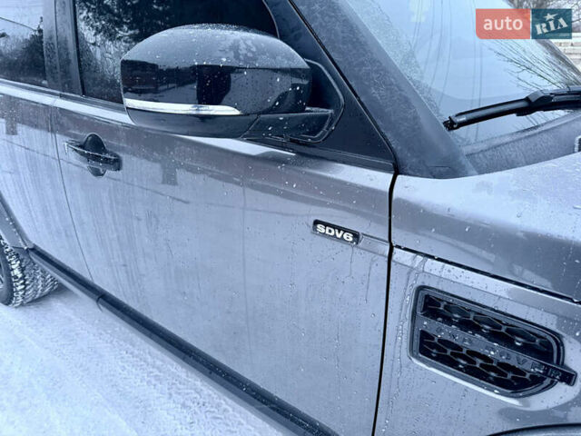 Серый Ленд Ровер Дискавери, объемом двигателя 3 л и пробегом 269 тыс. км за 26500 $, фото 18 на Automoto.ua