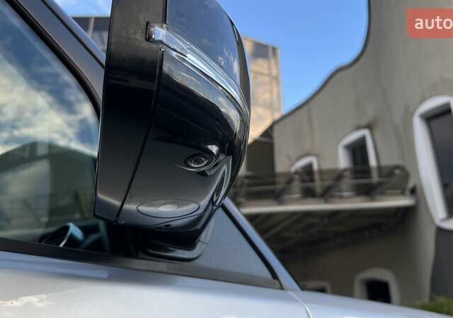 Ленд Ровер Дискавери 2016 в Киеве на Automoto.ua Серый Ленд Ровер Дискавери, объемом двигателя 3 л и пробегом 144 тыс. км за 23500 $, фото 24 на Automoto.ua