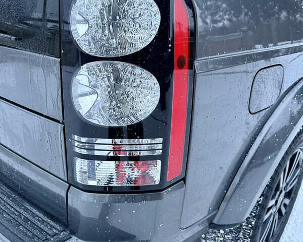 Серый Ленд Ровер Дискавери, объемом двигателя 3 л и пробегом 269 тыс. км за 26500 $, фото 16 на Automoto.ua