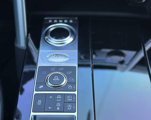 Ленд Ровер Дискавери 2017 в Ужгороде на Automoto.ua Серый Ленд Ровер Дискавери, объемом двигателя 2.99 л и пробегом 120 тыс. км за 37000 $, фото 21 на Automoto.ua